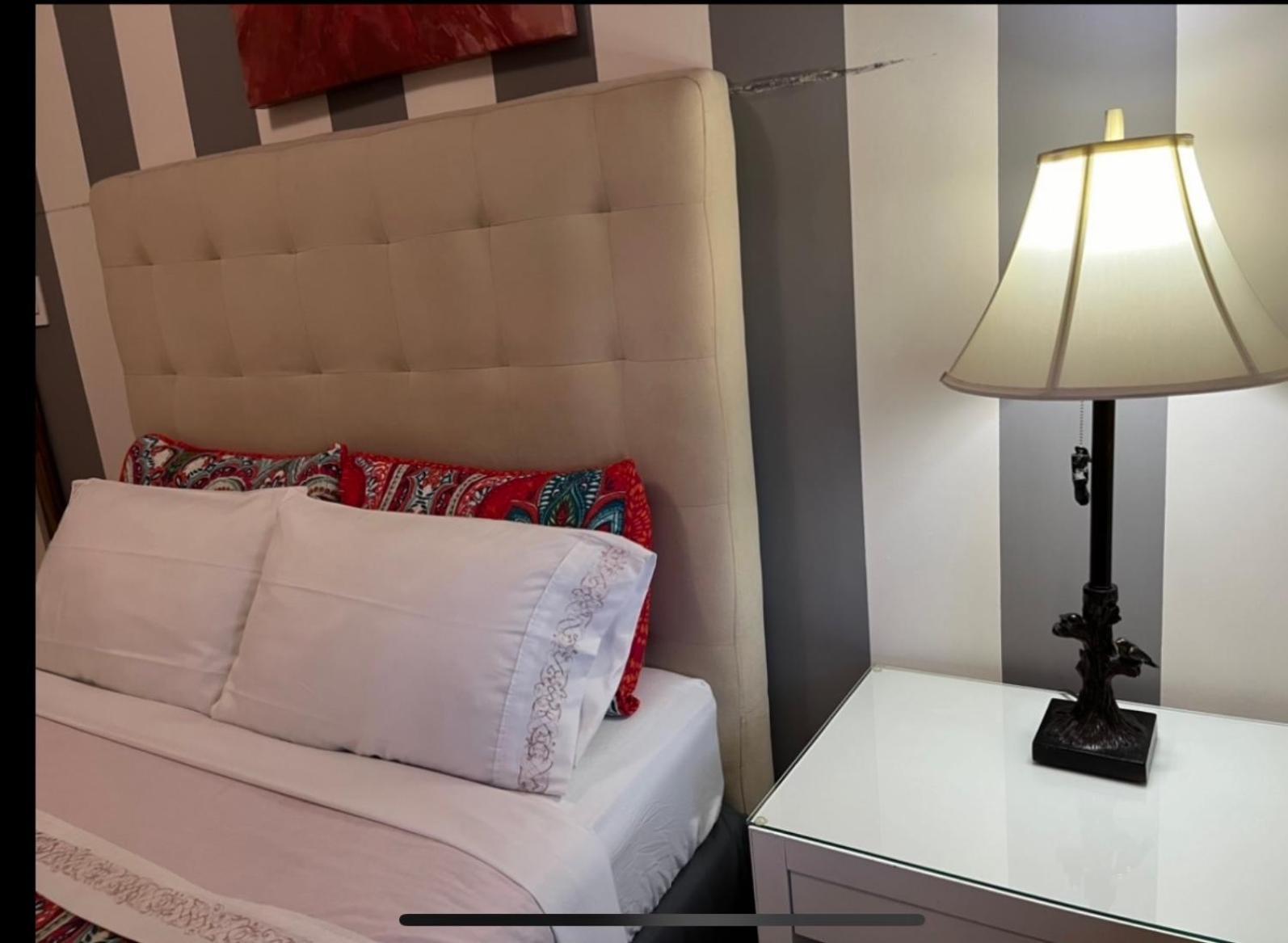 Hostal Rio Piedra เอสเตลิ ภายนอก รูปภาพ